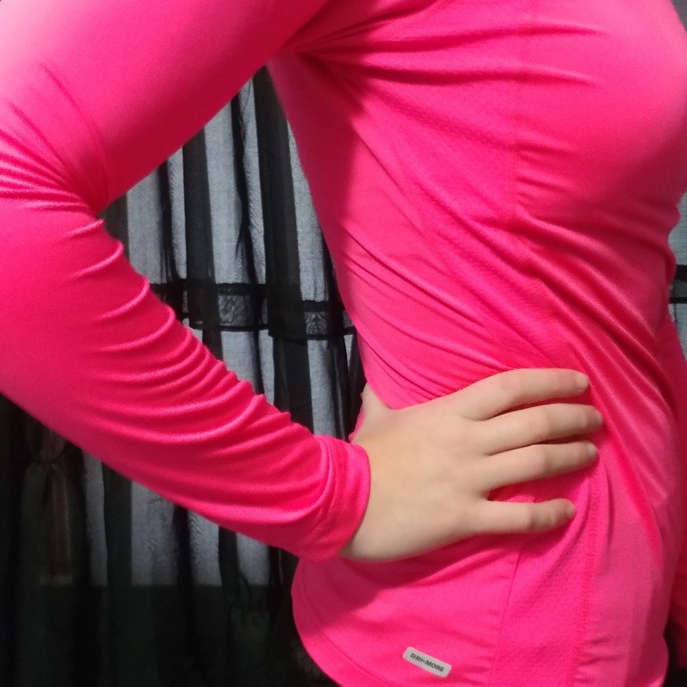 Danskin Now Neon Pink Fitted Top